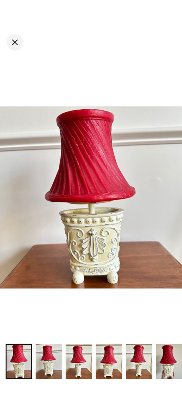 Shades of Light Red Candle holder